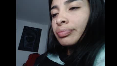 Snapshot of lilpalacio chatting on February 8, 5:40 am lil palacio online show from February 8, 5:40 am