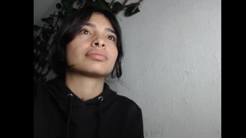 Snapshot of lilpalacio chatting on March 8, 9:28 am lil palacio online show from March 8, 9:28 am