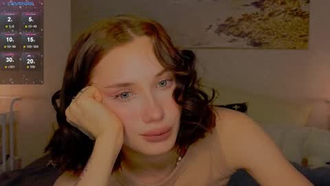 Jesse and Grace online show from February 7, 10:30 pm