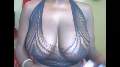 lilshawrie online show from December 28, 7:00 am