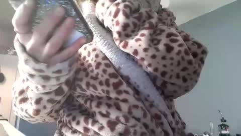 Luna online show from March 3, 4:46 pm