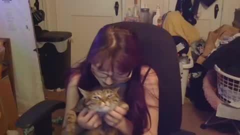 Casper online show from October 25, 3:36 am