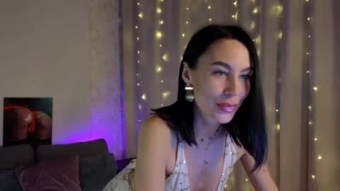 Lilu online show from January 25, 7:07 pm