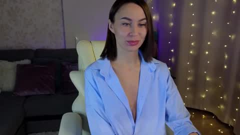 Lilu online show from February 19, 3:27 pm