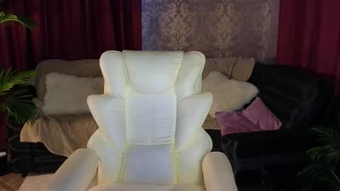 Lilu online show from October 14, 6:25 am