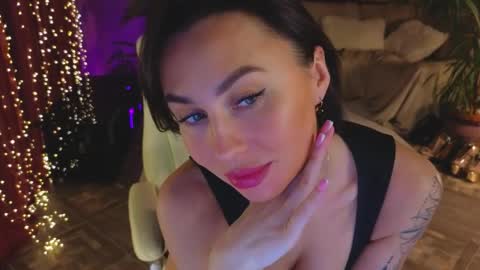 Snapshot of lilu5107 chatting on April 9, 5:40 pm Lilu online show from April 9, 5:40 pm