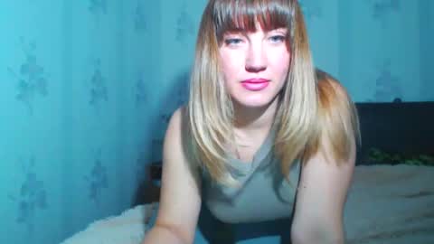 lilu_cute25 online show from March 6, 9:55 pm
