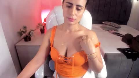 Lilu online show from September 28, 8:42 am