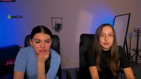 lilu_pink online show from September 23, 5:43 am