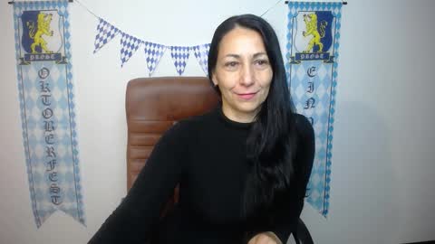 lilugrants online show from October 4, 6:06 pm