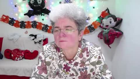 Snapshot of liluyanata chatting on October 16, 12:28 pm Lilu online show from October 16, 12:28 pm