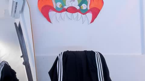 L i l y online show from October 7, 8:17 pm