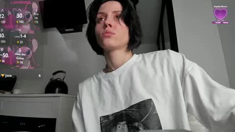 LILY online show from February 23, 6:56 pm