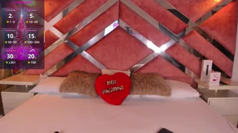 Snapshot of lily__queen30 chatting on November 29, 7:50 pm Lily online show from November 29, 7:50 pm