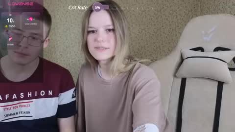 lily_and_jake online show from February 25, 4:03 am