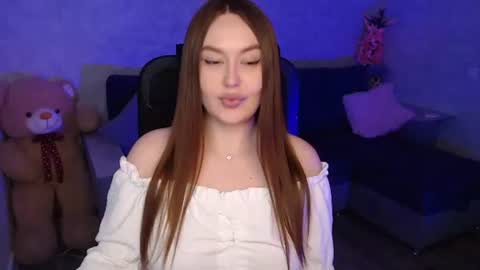 Snapshot of lily_baker_ chatting on February 19, 6:15 pm lily_baker_ online show from February 19, 6:15 pm