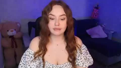 Snapshot of lily_baker_ chatting on April 14, 8:09 am lily_baker_ online show from April 14, 8:09 am