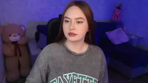 Snapshot of lily_baker_ chatting on April 27, 6:55 am lily_baker_ online show from April 27, 6:55 am