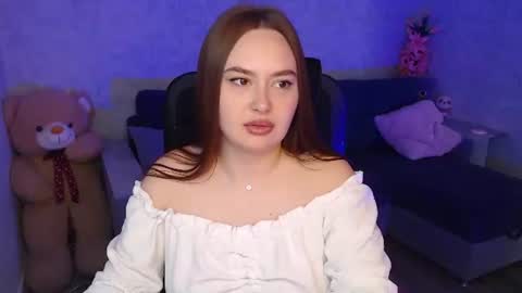 Snapshot of lily_baker_ chatting on May 5, 9:28 am lily_baker_ online show from May 5, 9:28 am