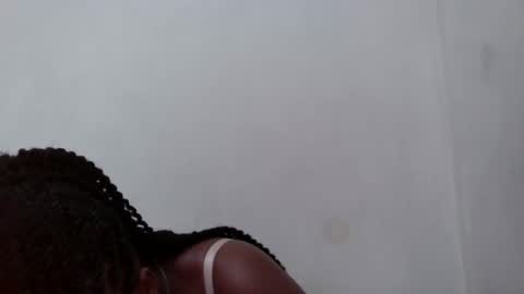 lily_cruise online show from September 13, 9:20 am