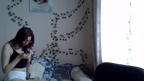 Snapshot of lily_ember chatting on October 13, 10:04 am lily_ember online show from October 13, 10:04 am