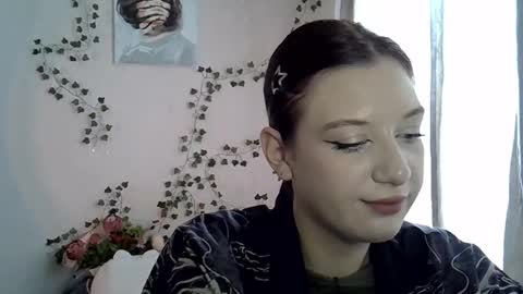 Snapshot of lily_ember chatting on October 16, 10:05 am lily_ember online show from October 16, 10:05 am