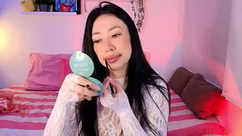 just lily online show from March 10, 11:10 pm
