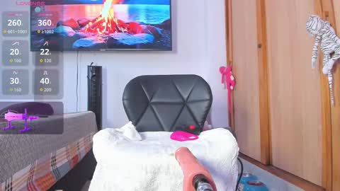   online show from March 9, 4:00 pm