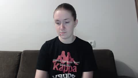 lily_love_x online show from February 9, 6:01 am