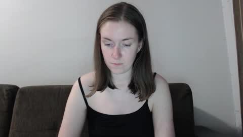 lily_love_x online show from September 20, 10:44 pm