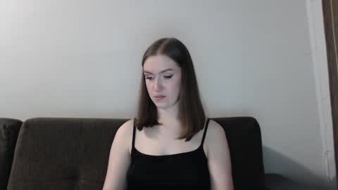 lily_love_x online show from October 13, 10:54 pm