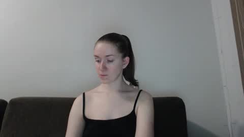 lily_love_x online show from October 22, 12:44 am