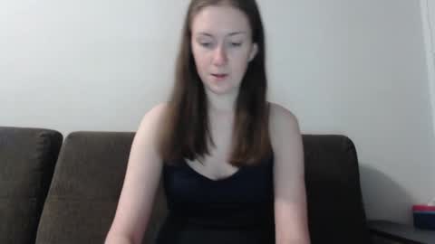 lily_love_x online show from April 28, 12:20 am