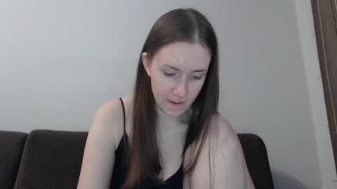 lily_love_x online show from May 21, 6:31 am