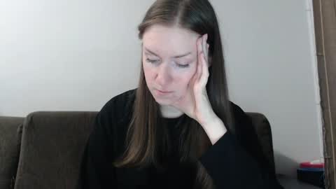 lily_love_x online show from June 3, 1:08 am