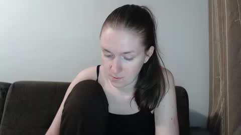 lily_love_x online show from June 11, 2:53 am