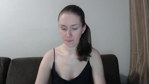 lily_love_x online show from June 18, 5:51 am