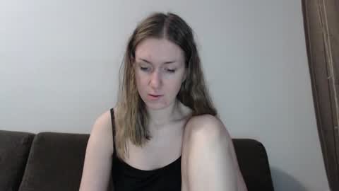 lily_love_x online show from July 31, 5:07 am