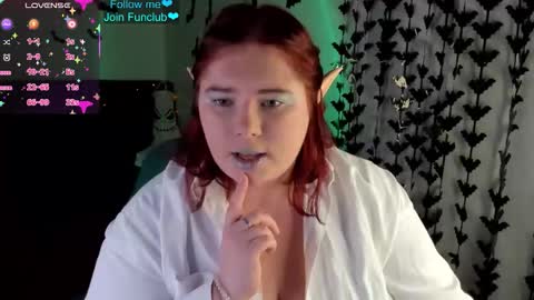 Elina  online show from October 28, 11:29 pm