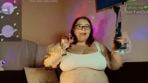 Elina  online show from December 4, 1:59 am