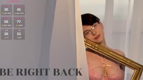 Snapshot of lily_merlin chatting on November 6, 2:45 am Lily online show from November 6, 2:45 am