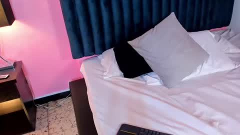 Lily Miiller online show from March 3, 9:48 pm