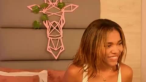 Lily Miiller online show from October 28, 9:50 pm