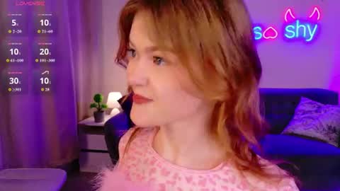 Im Lily online show from June 12, 9:35 pm