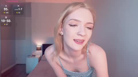 Lily online show from April 8, 7:41 am