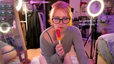 your lilyyyyyyy online show from May 10, 7:08 pm