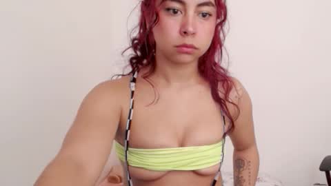 Lily Roberts online show from January 6, 3:38 pm