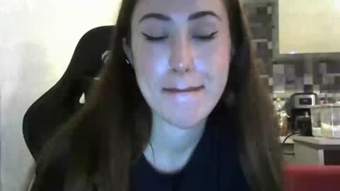 lily_rose22 online show from October 21, 3:24 pm