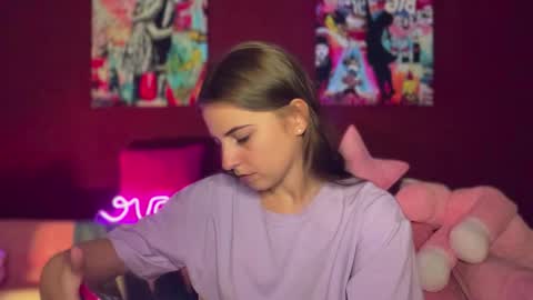 Lily online show from September 14, 9:52 am