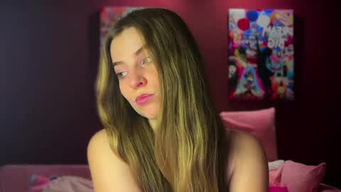 Lily online show from April 6, 5:14 pm